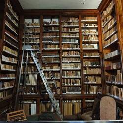 Die Bibliothek von Donnafugata