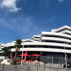 Ultra modern commerical centre to open 2023