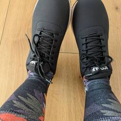 Got myself some lightweight sneaks and cute socks, no more cold feet!