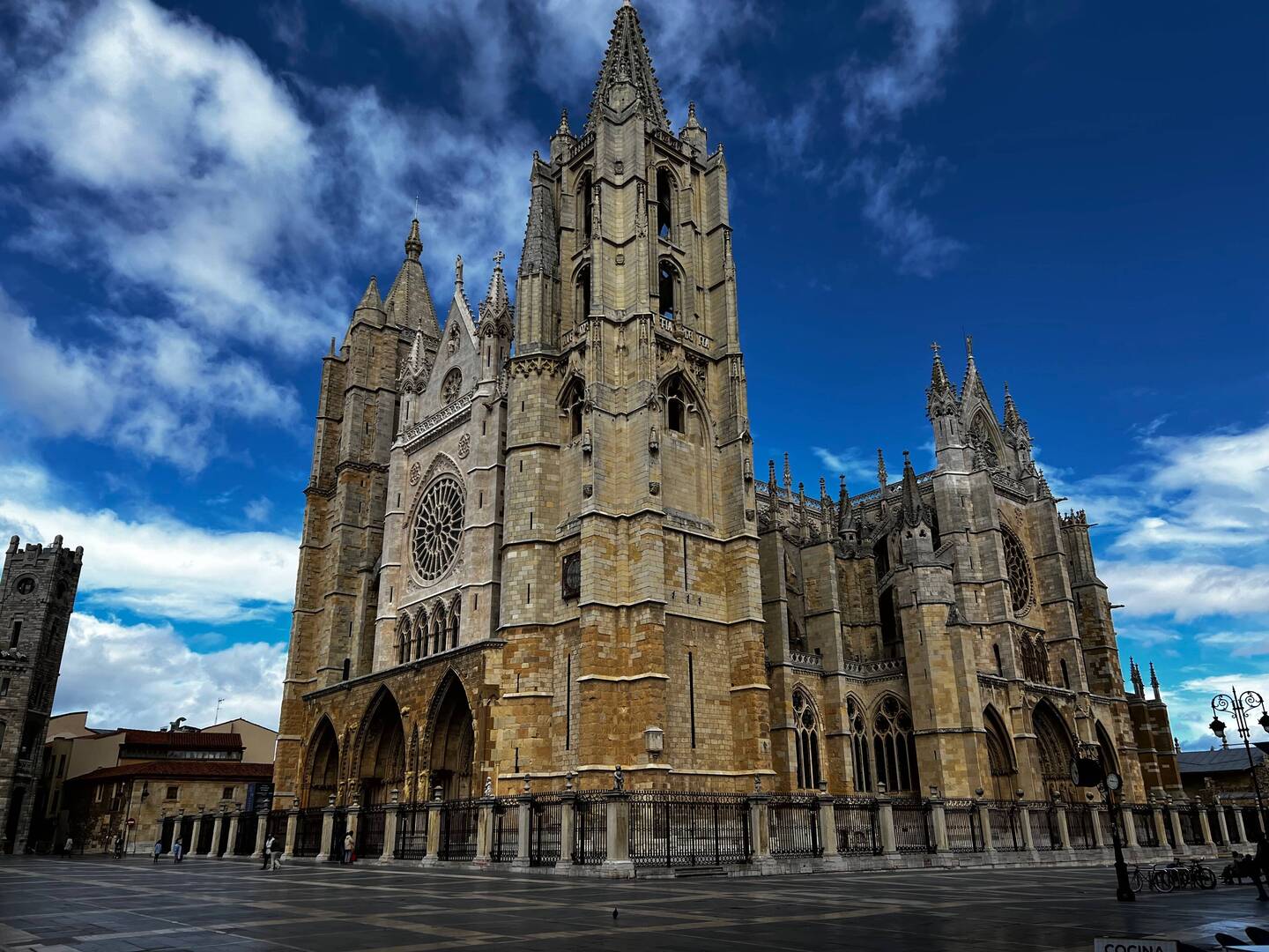 León's cathedral is right around the corner from our hostal.