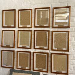 Forskellige typer papir efter hvilken plante er blevet brugt (ananas er åbenbart den bedste)