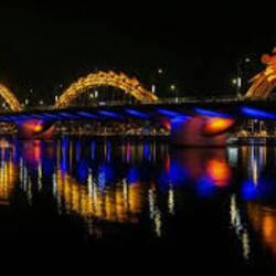 *not my pic* What dragon bridge SHOULD have looked like at night 😢
