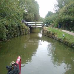 Manually raised lift-bridge