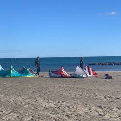 Kite surfers ready to test the winds