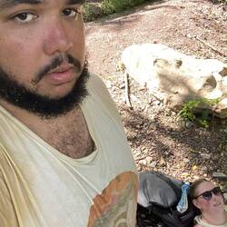 Vi var glade men trætte da vi ramte flad jord