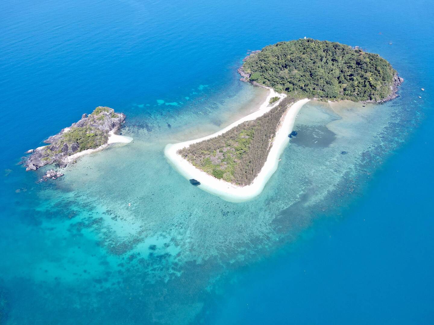 Russel Island of the Franklin Island Group 😍