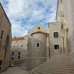 Dominikanski samostan