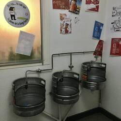 Repurposing beer barrels as pissoirs