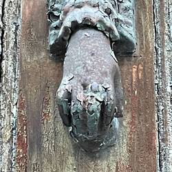 The knockers and doors are fabulous - i have enough pics to do a book - i love them