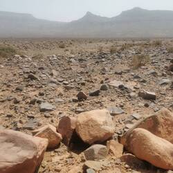 Geröll- und Steinwüste