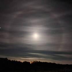 Ein Halo, in echt noch sehr viel schöner