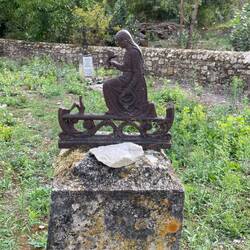 A lovely old headstone