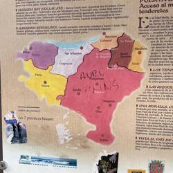 A map showing the 7 regions of Basque- 4 in Spain and 3 in France