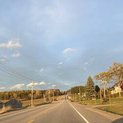 die letzten Sonnenstrahlen bevor es dunkel wird, sehr beruhigend und etwas mystisch - wunderschön 🤩