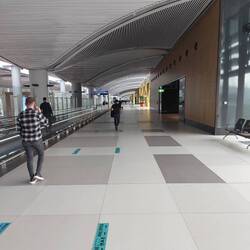 The 1.5 km walk from the gate
