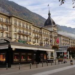 Das Nobelhotel "Viktoria Jungfrau"