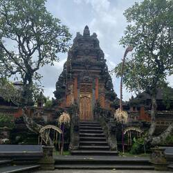 Small Hindu temple right in Ubud