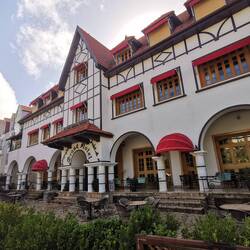 Grand Hotel mit Fachwerk