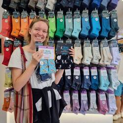 Da decken wir uns doch gleich mal mit Fanartikeln ein 🧦