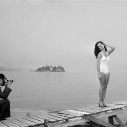Ornella Zamperetti, seconda classificata a Miss Italia, posa in costume da bagno, 1948