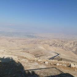 Road down to Dead Sea