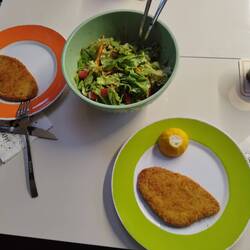 "Schnitzel Albania".... wird's bei uns nicht nochmal geben!