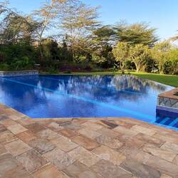 @Mandyund @Nicole.. ein Pool 🏊🏼‍♀️ nur für mich 🤣🤩😍