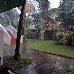 Auf Gina warten... und über das Wetter freuen😅