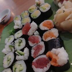 Però quanto cavolo era fatto col culo ahahah, tutto smonco