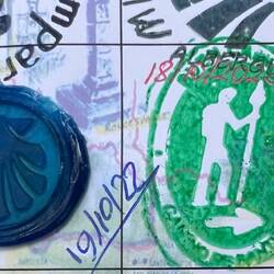 Love my wax sello and the green accompanying stamp!