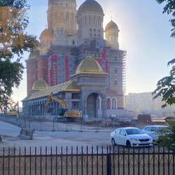 The Romanian Orthodox Cathedral that is being built.