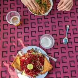 Leckere Paella in Laura's Café