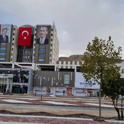 It must be election time: Erdogan presenting himself next to the founder of the nation Atatürk.