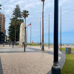Adelaide am Strand