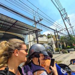 Zu dritt aufem Roller? Geht!