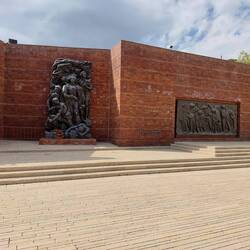 Warsaw Ghetto Square