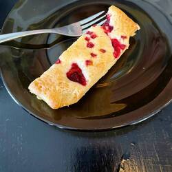 White chocolate and raspberry brownie