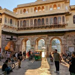 Tor zum Gangour Ghat