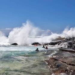 Brett and Pete in rough champagne pools 😂