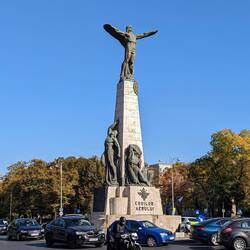 Monument to the Heroes of the Air