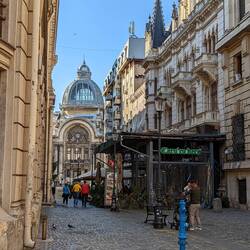 Palace of the Deposits and Consignments & Caru’ cu bere