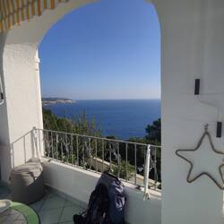 Vue depuis la terrasse de notre chambre à Castro