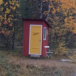 Hier kann man Eier und Gemüse kaufen...