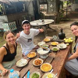 Lunch time at Bunga Jabe - such a lovely place 😍