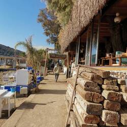 Gümüslük, Promenade