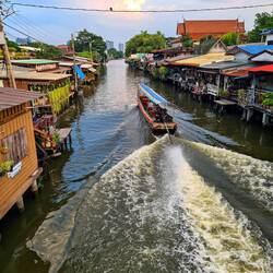 Floating Market