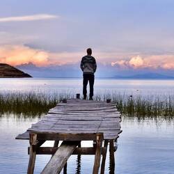 Isla del Sol mit Blick auf die bolivianischen Anden