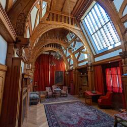 Romanian Queen Elizabeth's painting room