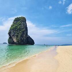 Railay - Phra Nang Beach