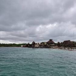 Ein Bild machen, dan seh ich inter uns eine schwarze Wand